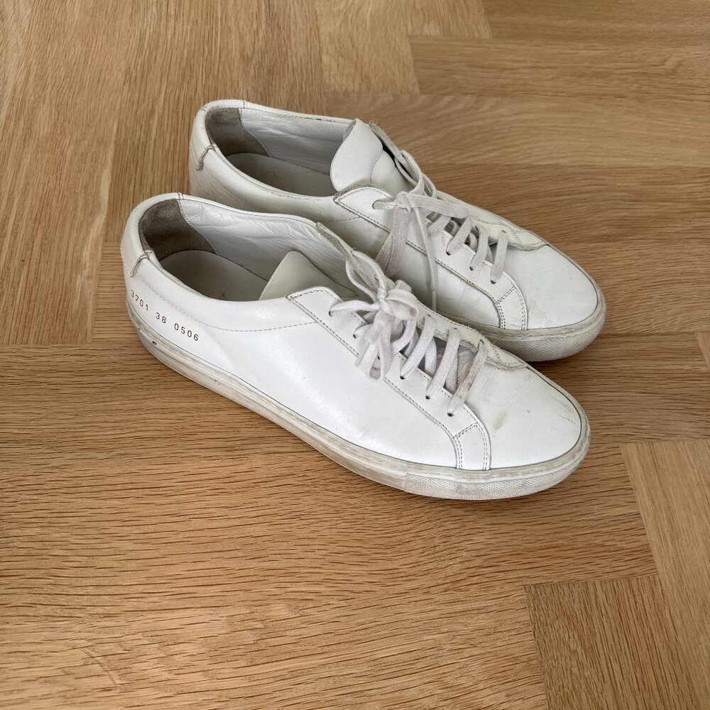 COMMON PROJECTS | White sneakers (used)
